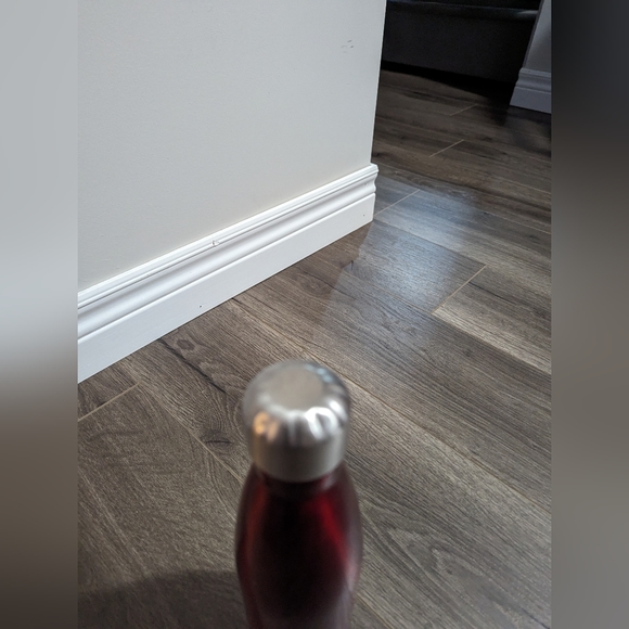 3./&$30.  Ekco Metal Water Bottle. Red 10 inches tall. 2.5 inches wide. - Picture 7 of 7